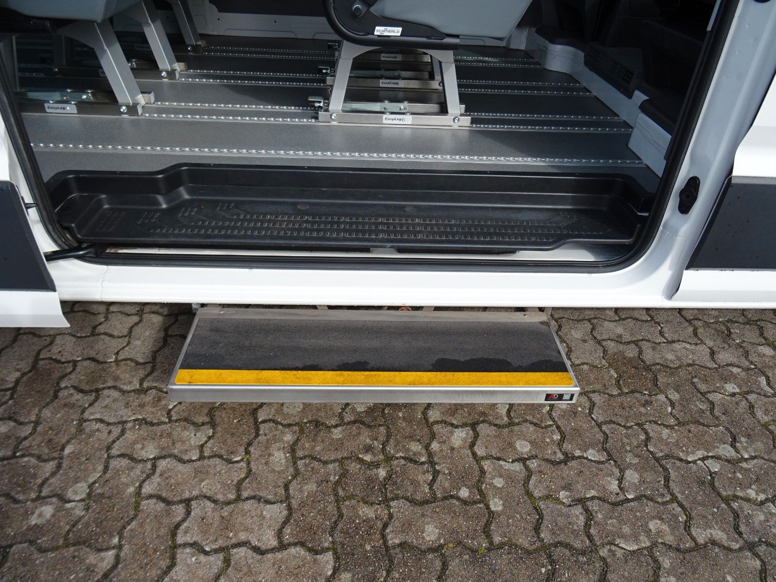 Volkswagen Crafter 35 Kombi LR 8.Sitze Rollstuhlrampe Stand foto 13