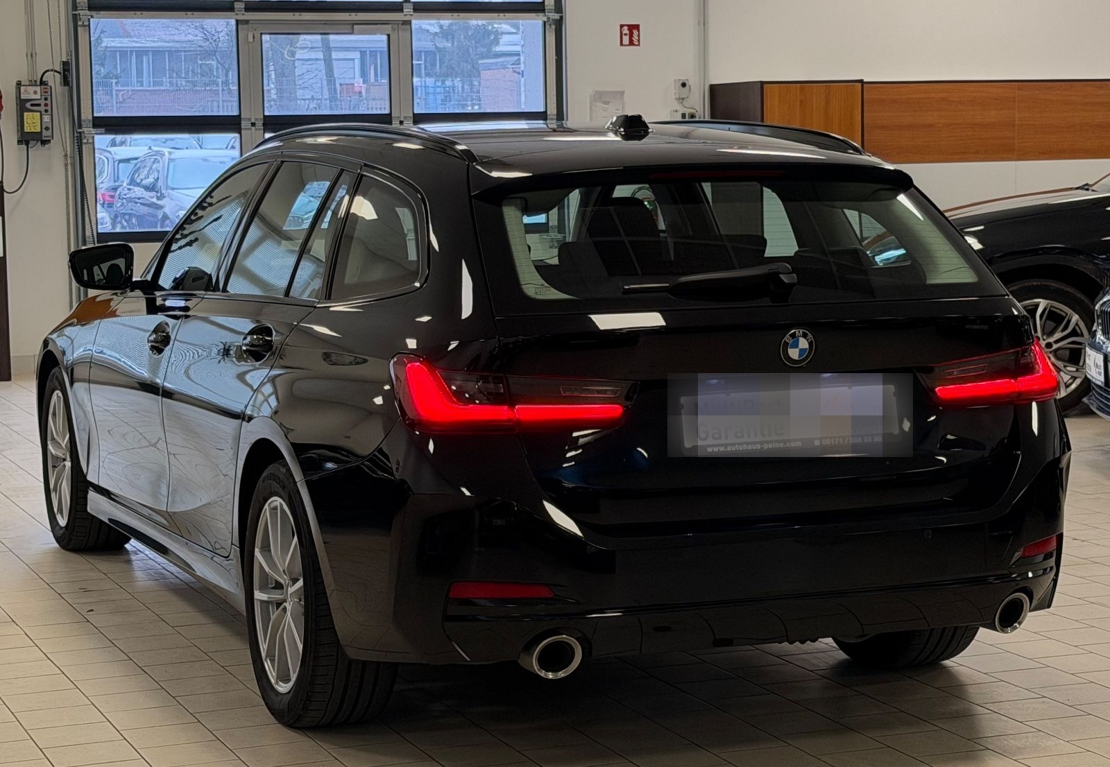 BMW 320d Aut/Navi/AHK/Sitzheizung/Tempomat foto 2