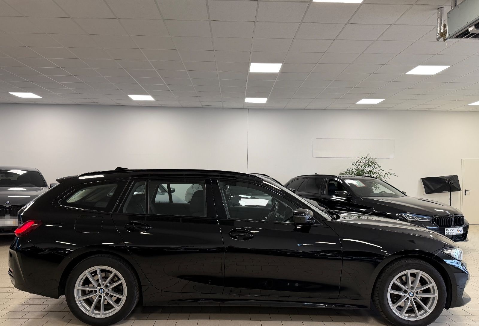 BMW 320d Aut/Navi/AHK/Sitzheizung/Tempomat foto 11