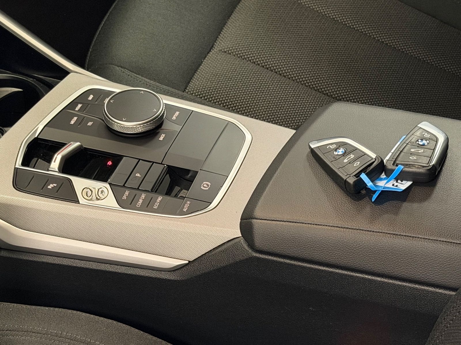 BMW 320d Aut/Navi/AHK/Sitzheizung/Tempomat foto 19