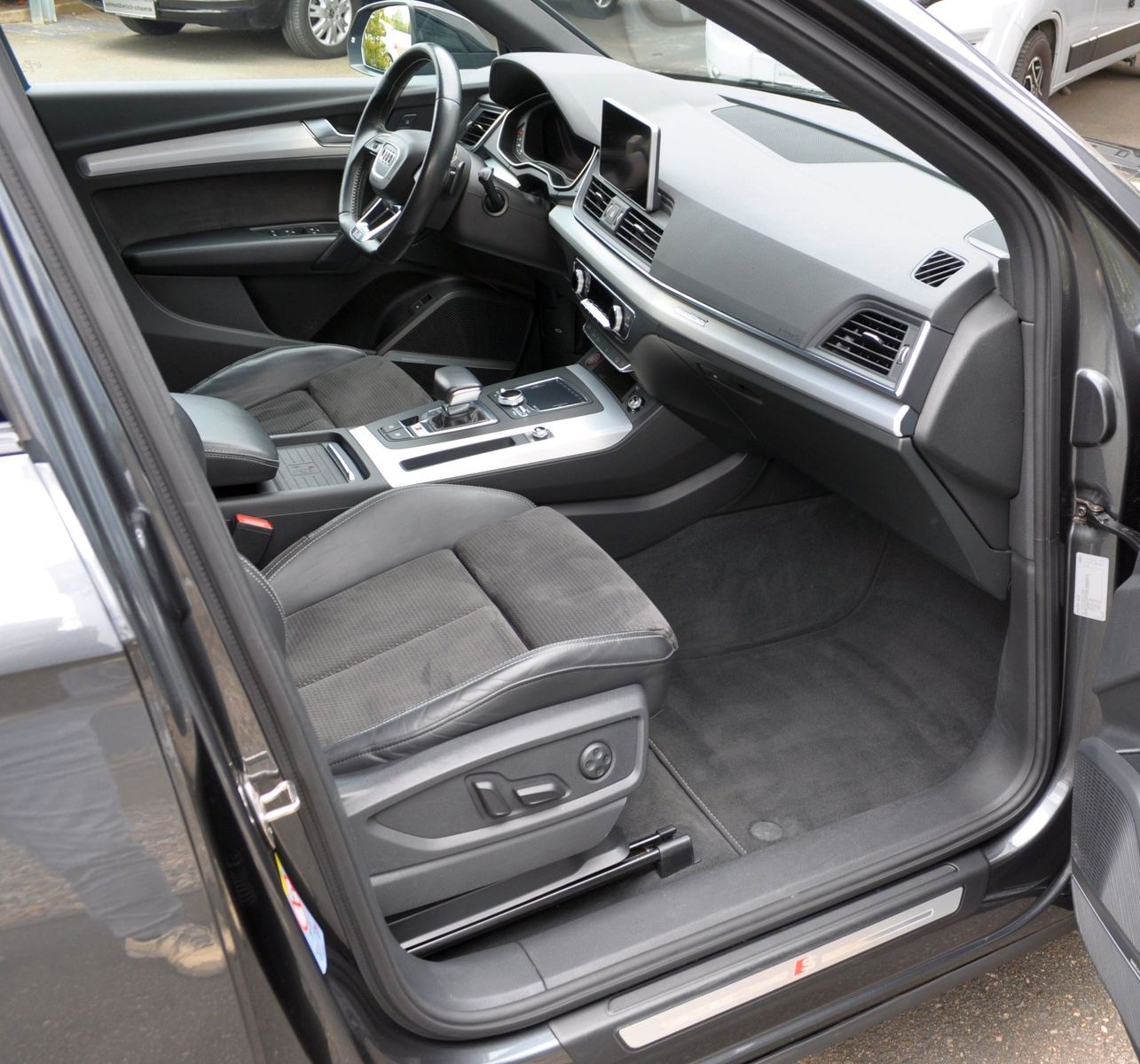 Audi SQ5 quattro "21 Zoll+B&O+Standhzg+Matrix+Pano" foto 11