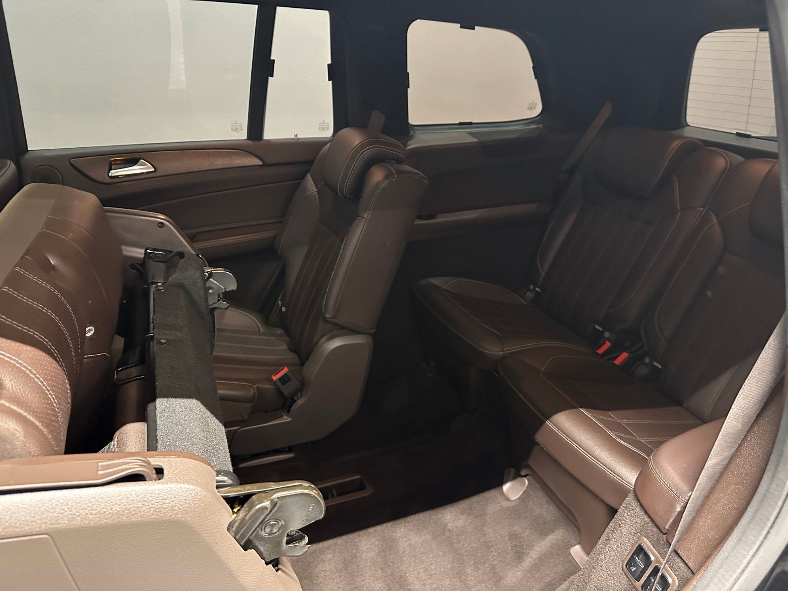 Mercedes-Benz GLS350 d 4M AMG LINE *7 SITZER*LED*AIRMATIC* foto 14