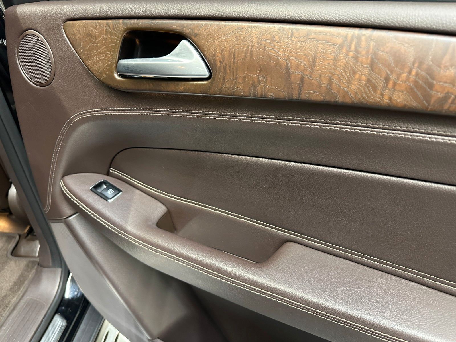 Mercedes-Benz GLS350 d 4M AMG LINE *7 SITZER*LED*AIRMATIC* foto 20