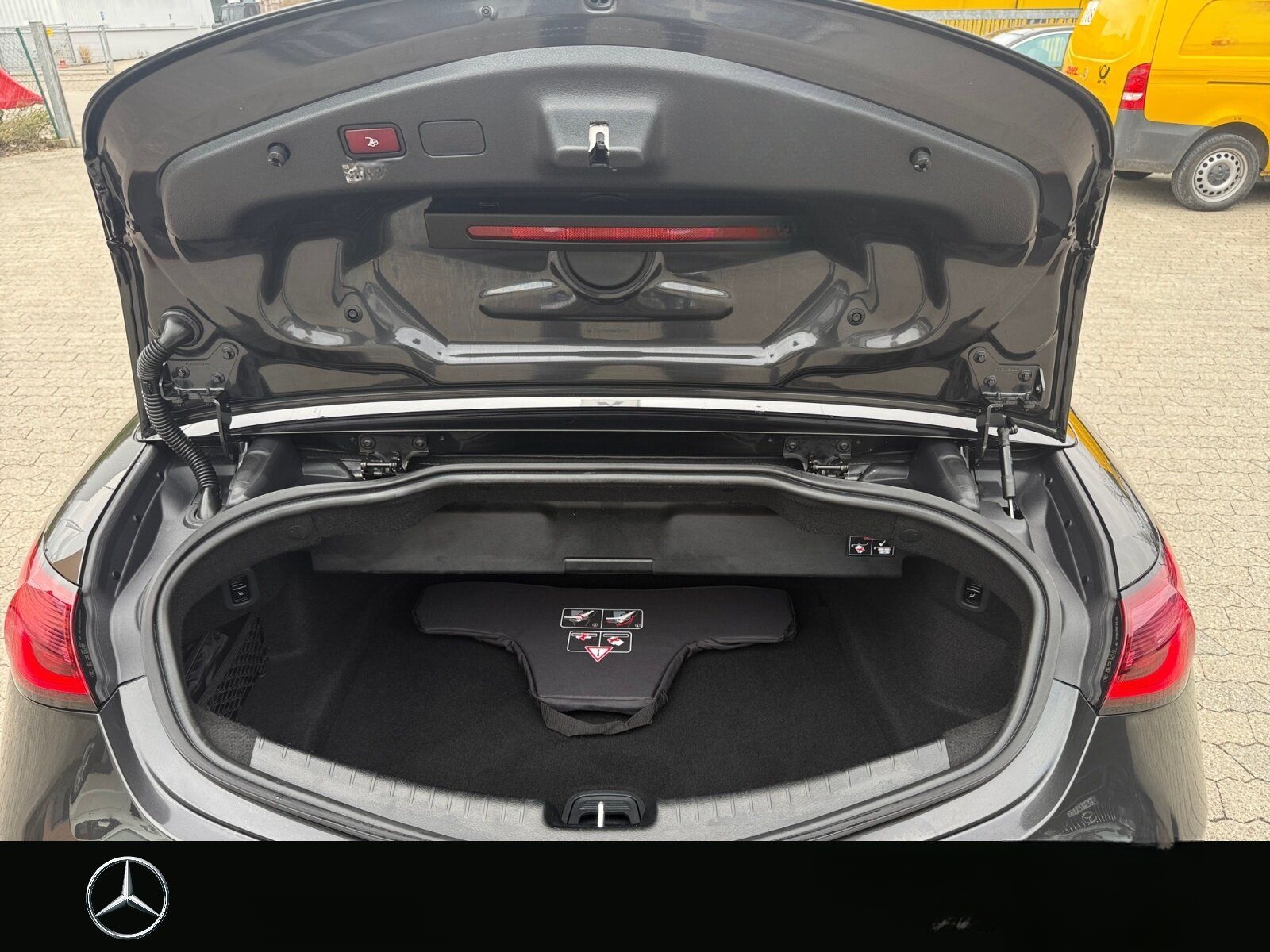 Mercedes-Benz CLE 300 4M Cabrio AMG +STH+DIGITAL+Burmester+uvm foto 25