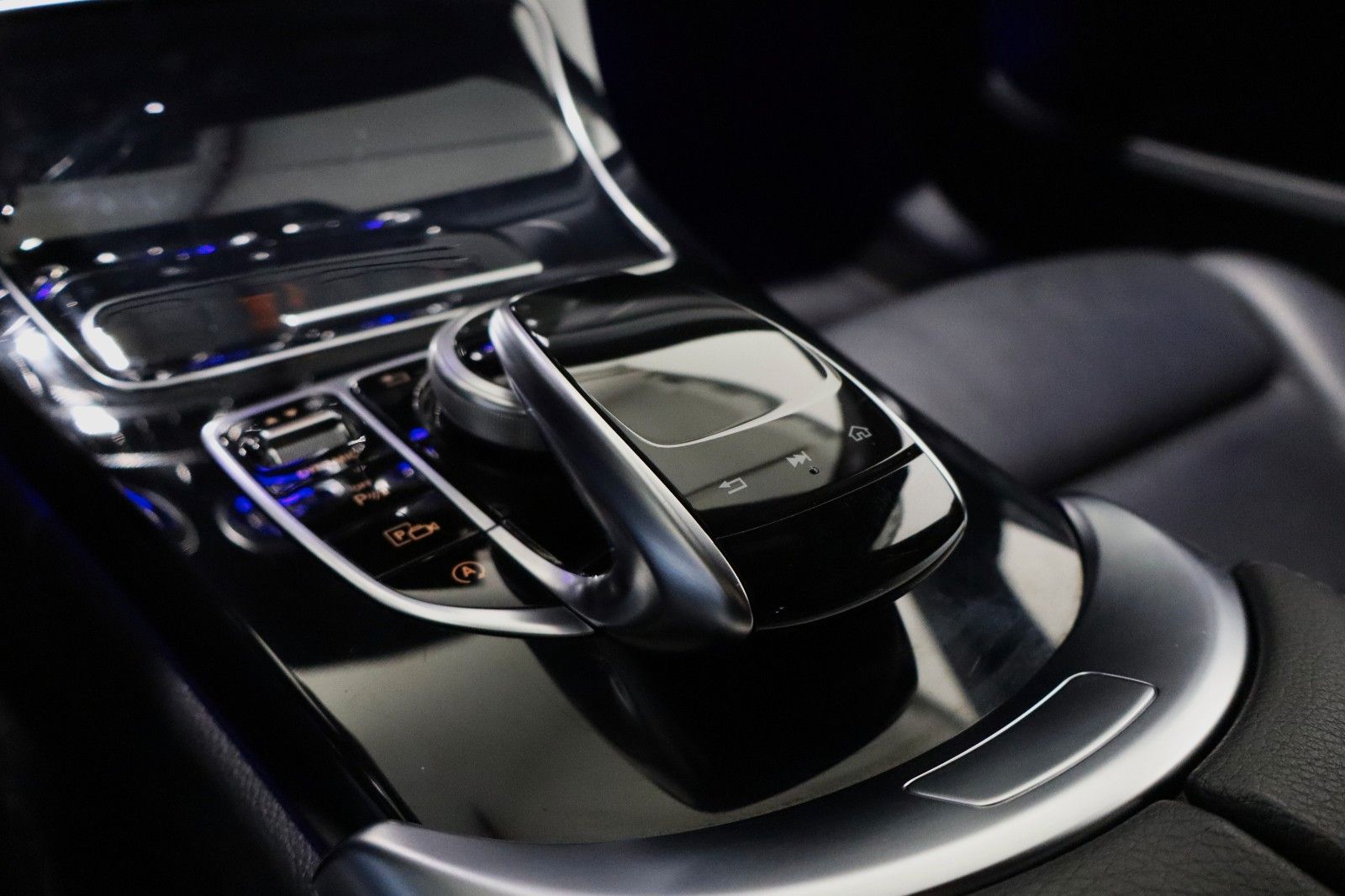 Mercedes-Benz C 220 d AMG Limousine Burmester Memory Ambiente foto 16