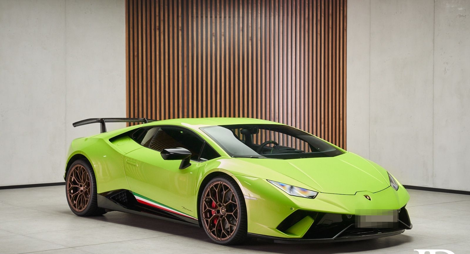 Lamborghini Performante Lift Ad Personam Verde Ithaca foto 5