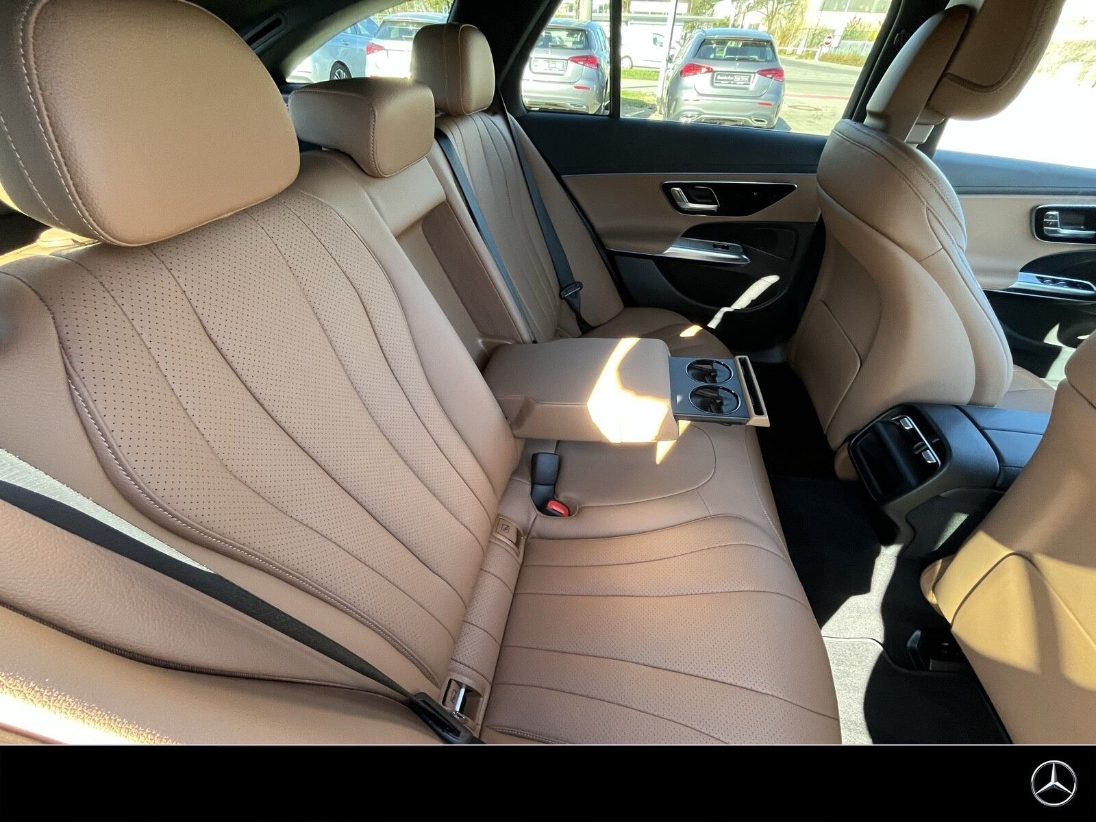 Mercedes-Benz E 300 T e Avantgarde Fahr-Assi AHK 360° D-Light foto 16