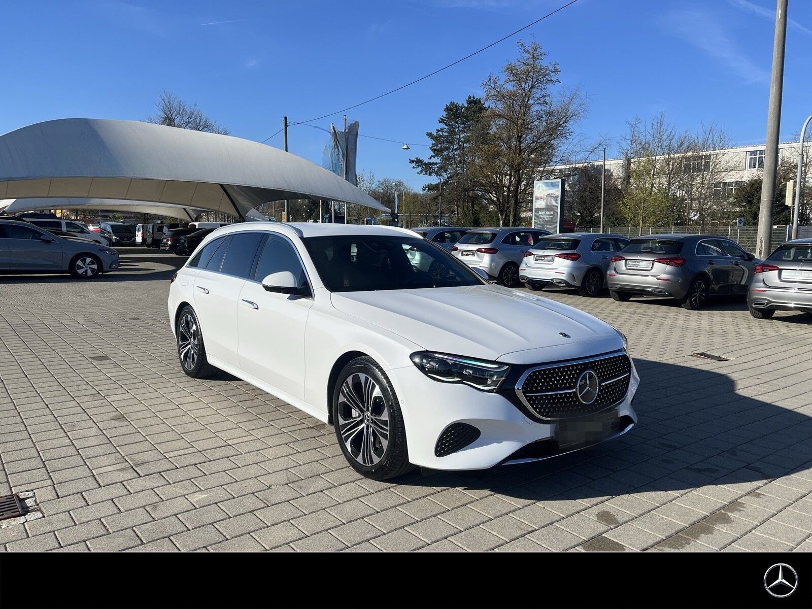 Mercedes-Benz E 300 T e Avantgarde Fahr-Assi AHK 360° D-Light foto 8
