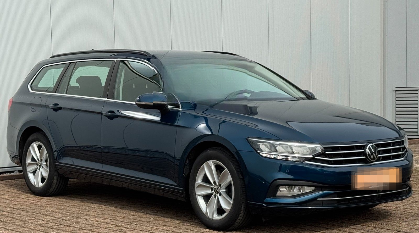 Volkswagen Passat Var. 2.0 TDI"Business" DSG LED CAM STANDH foto 14