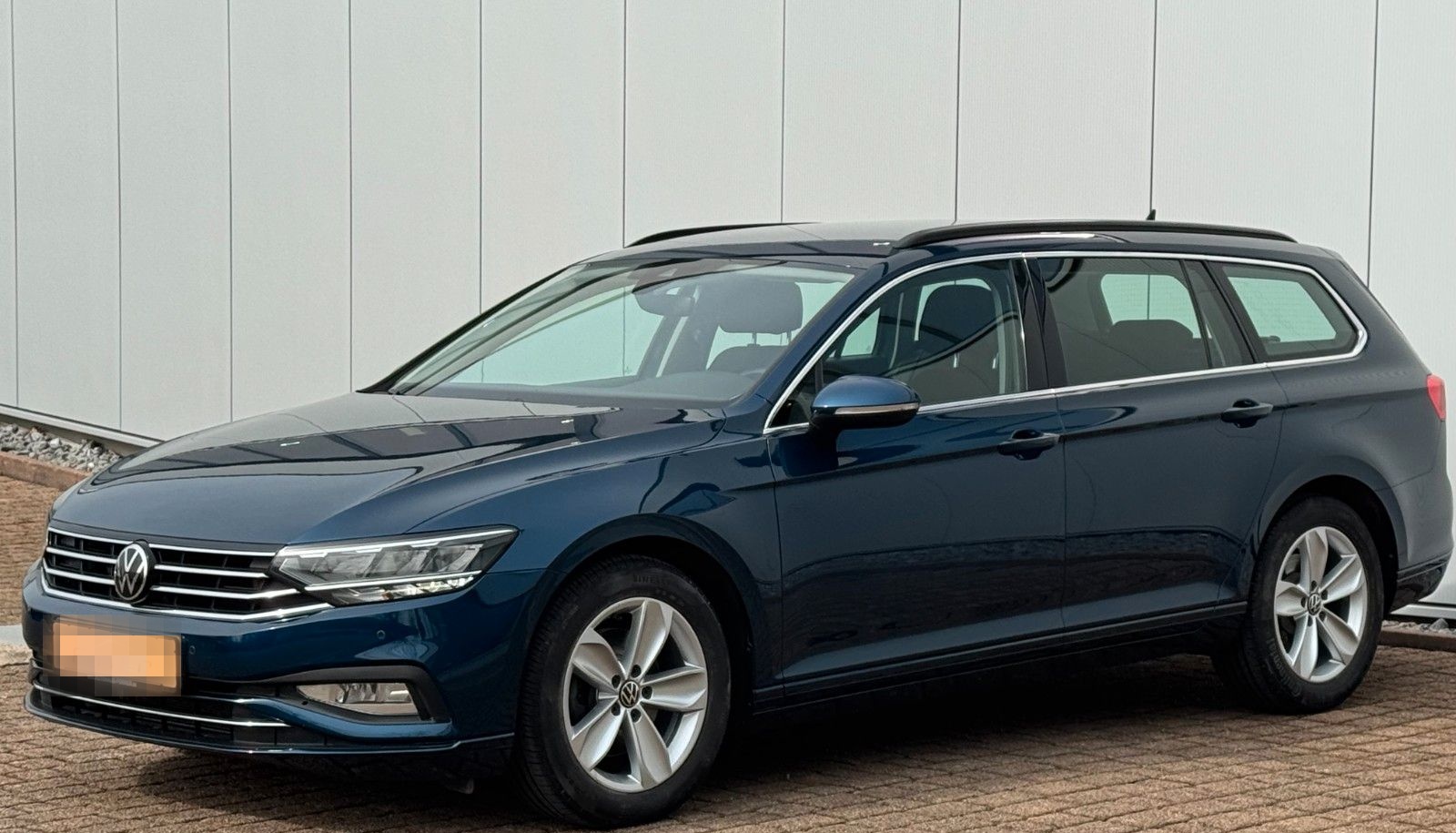 Volkswagen Passat Var. 2.0 TDI"Business" DSG LED CAM STANDH foto 15