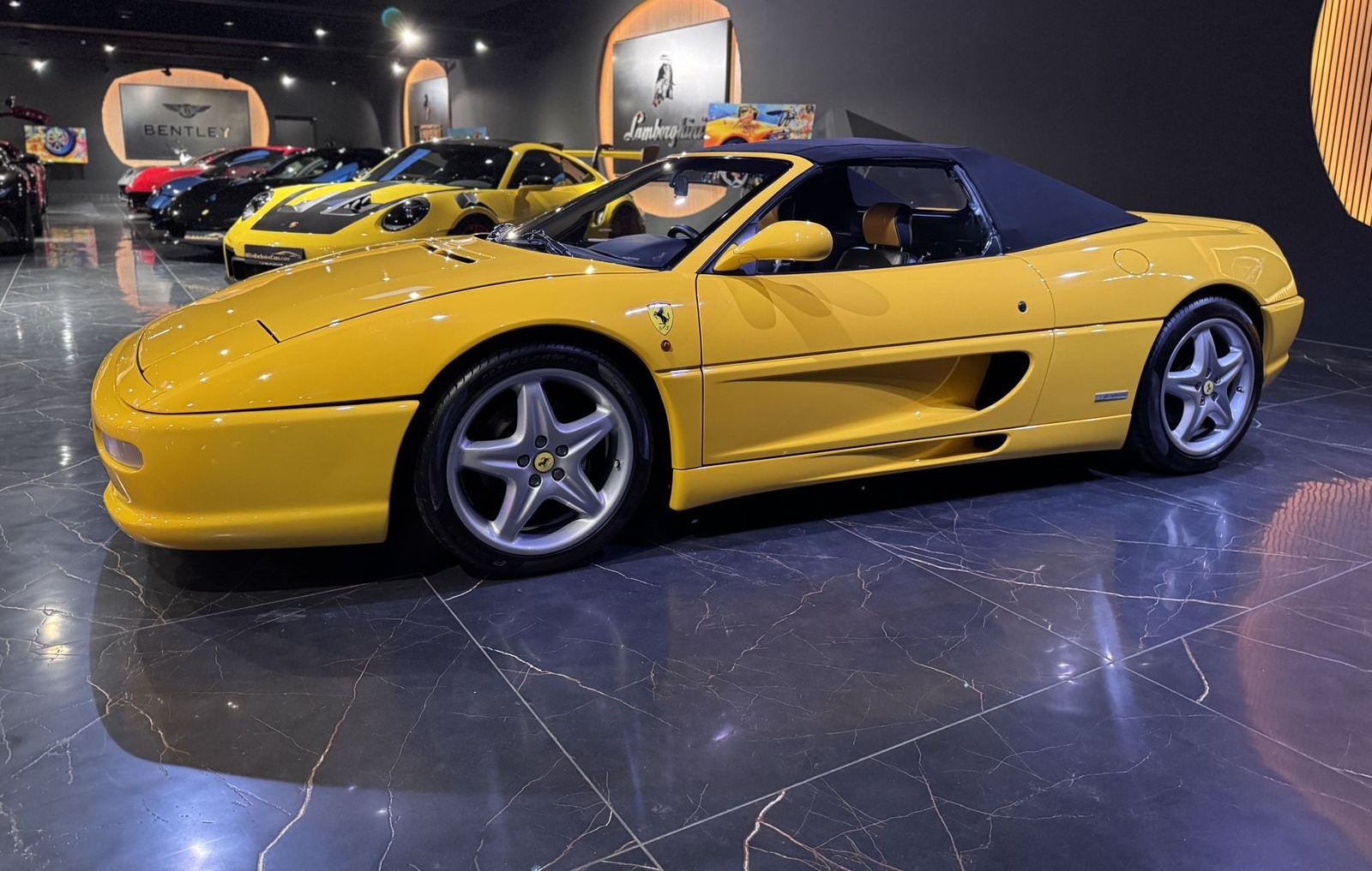 Ferrari F355 Spider u-frei*Dt. Auslieferung*6-Gang*Klima foto 12