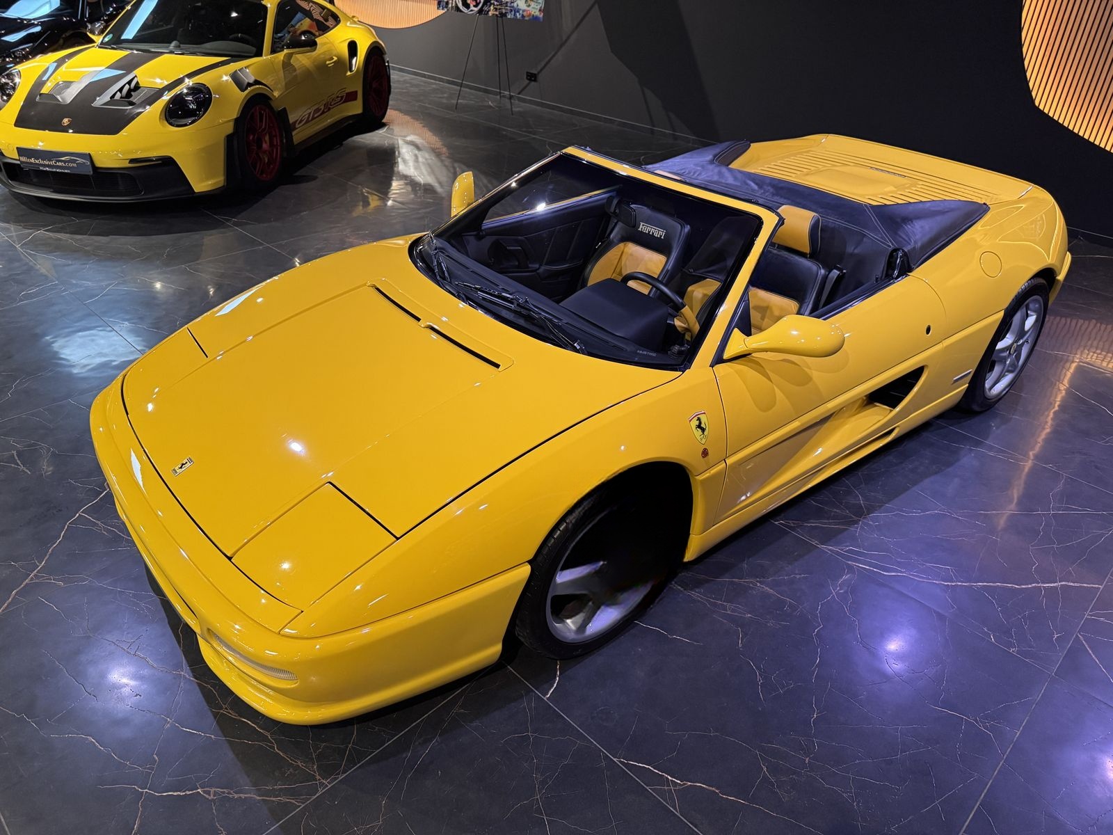 Ferrari F355 Spider u-frei*Dt. Auslieferung*6-Gang*Klima foto 3
