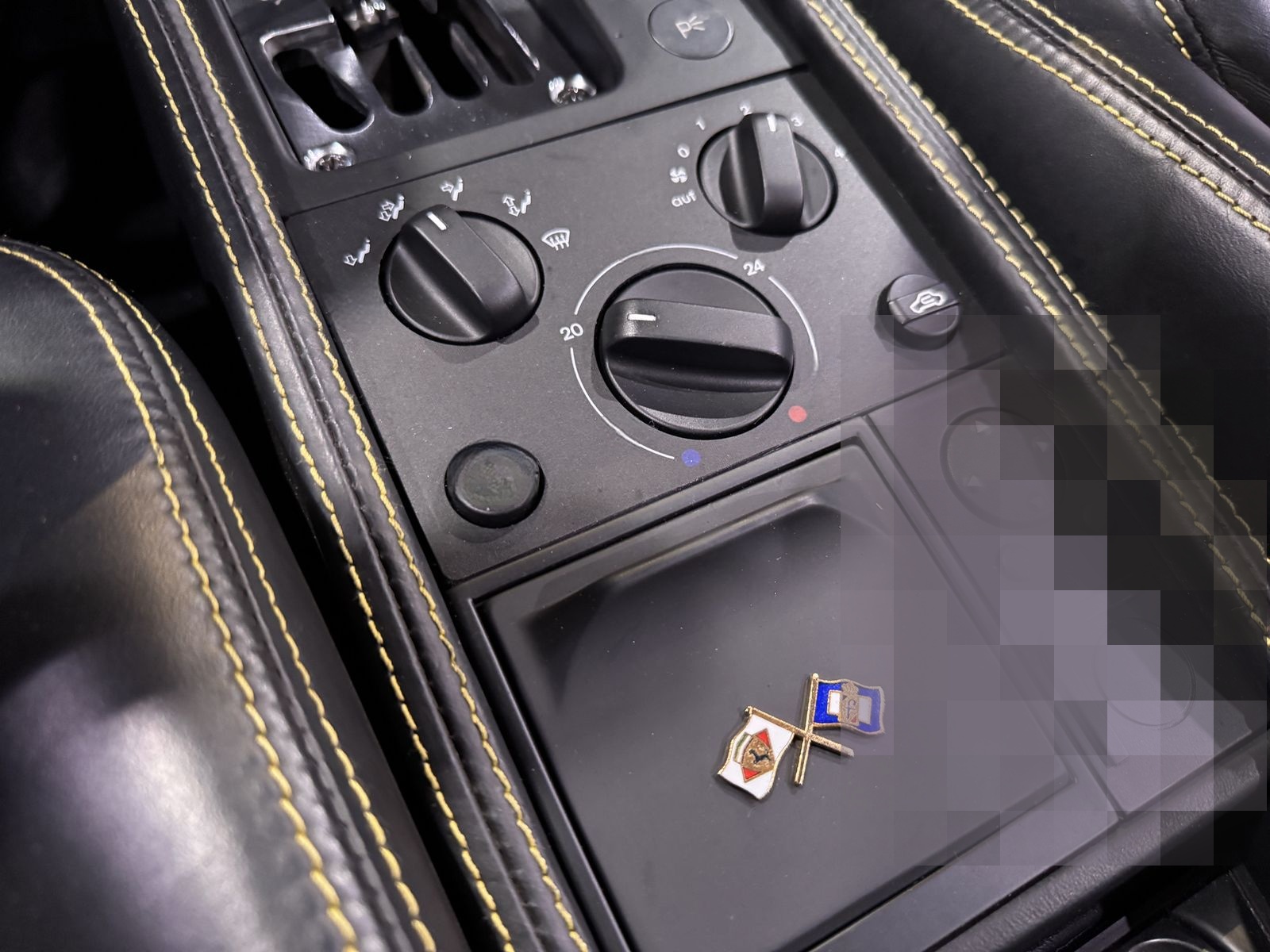 Ferrari F355 Spider u-frei*Dt. Auslieferung*6-Gang*Klima foto 23
