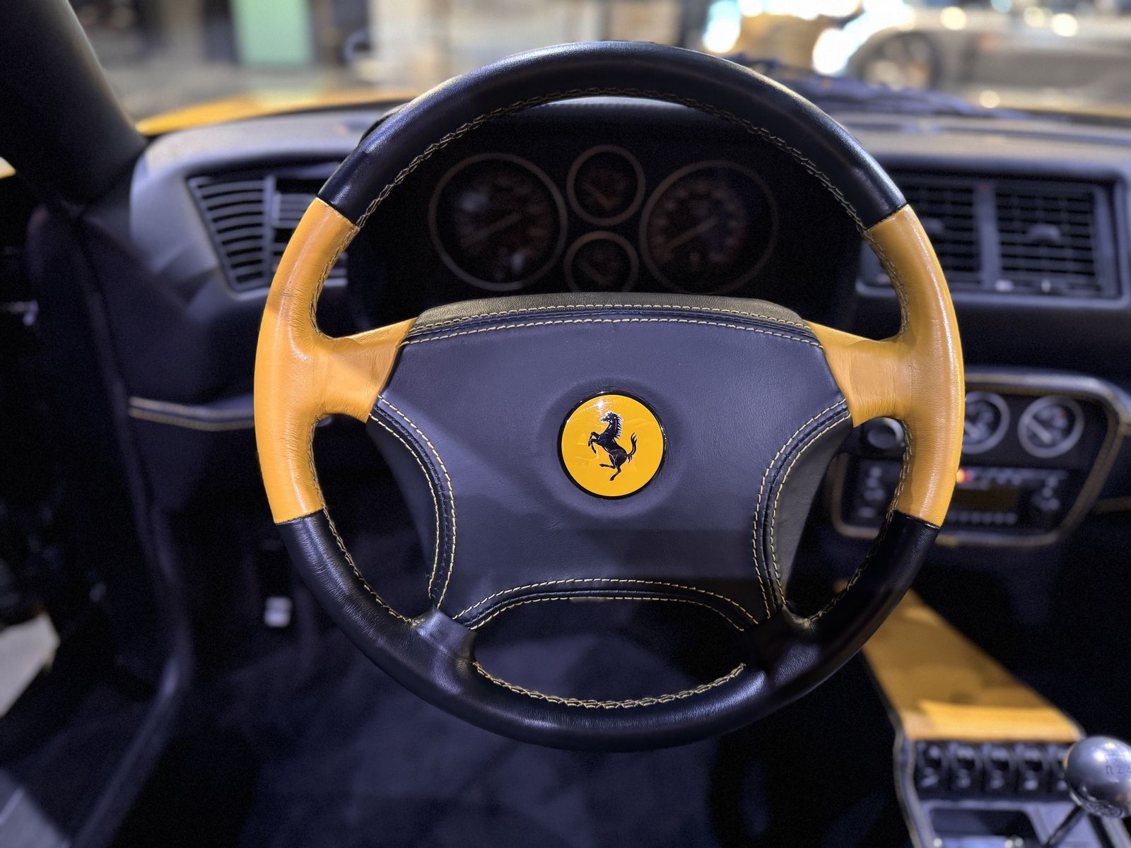 Ferrari F355 Spider u-frei*Dt. Auslieferung*6-Gang*Klima foto 25