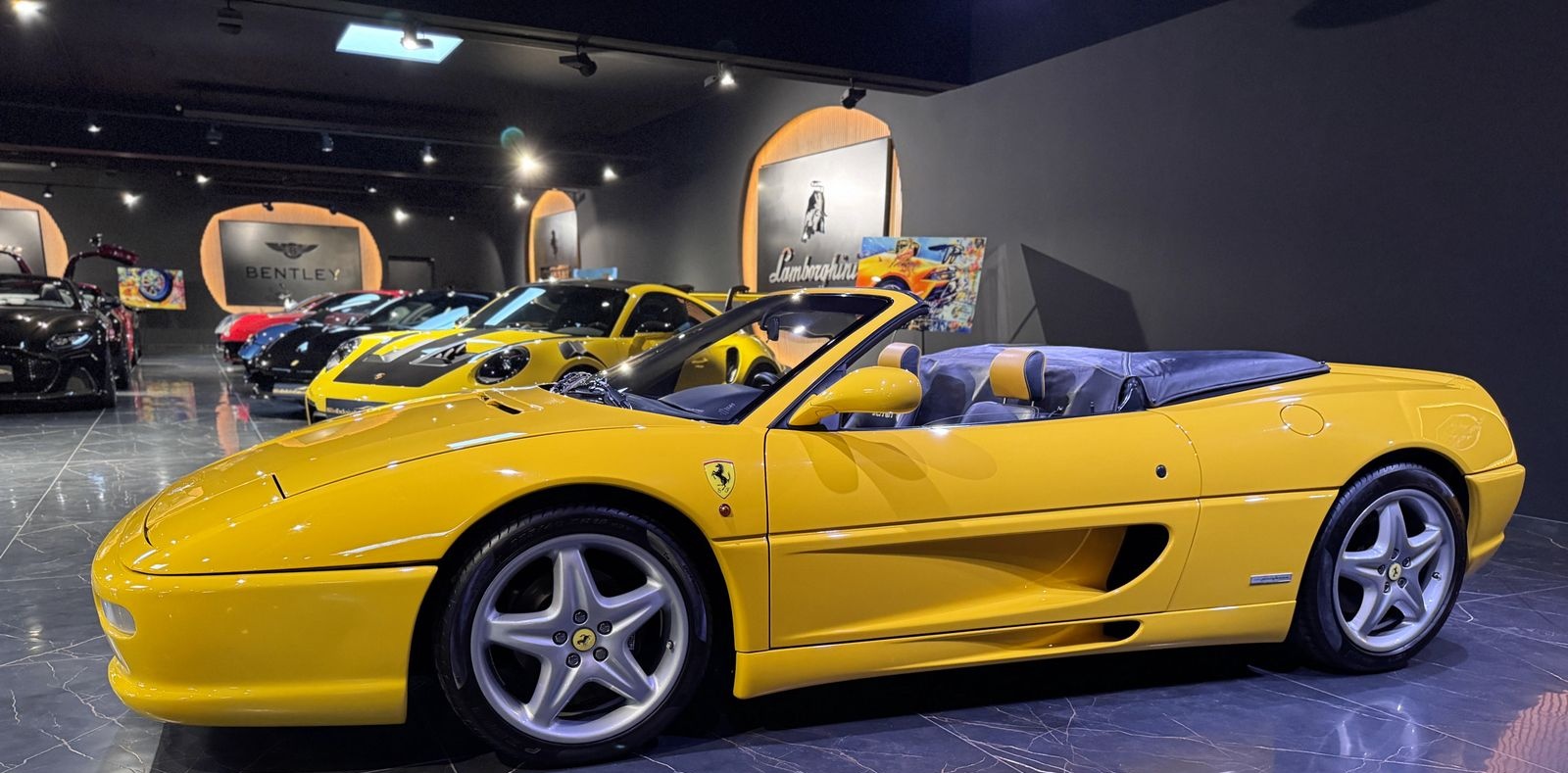 Ferrari F355 Spider u-frei*Dt. Auslieferung*6-Gang*Klima foto 7