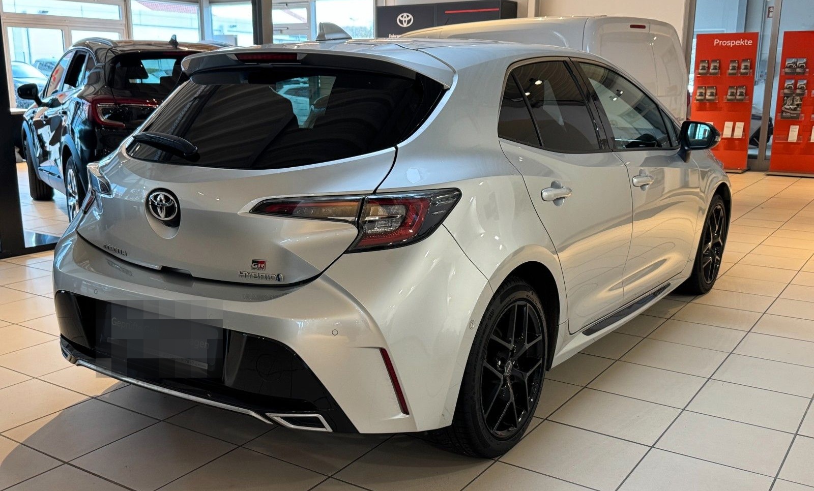 Toyota Corolla 2,0 Hybrid GR Sport 1.hd. 15jRelax foto 4
