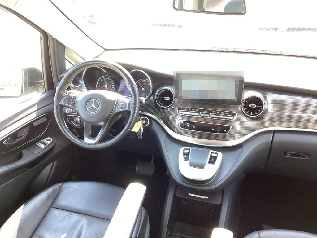 Mercedes-Benz EQV 300 AVANTGARDE lang 8-Sitzer Distronic foto 14