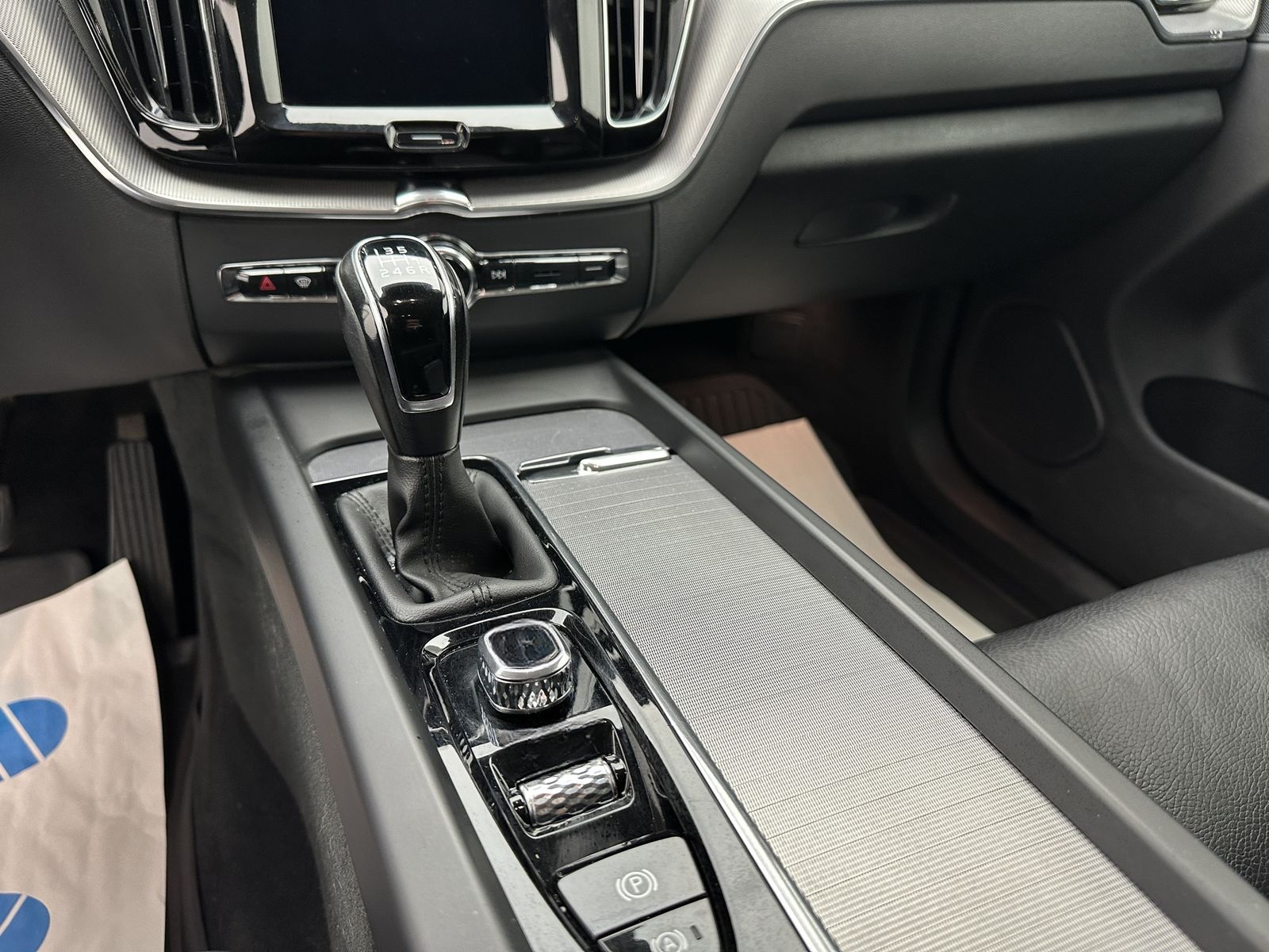 Volvo XC60 Inscription 2WD "1 HAND-NAVI-LEDER-SITZH" foto 18