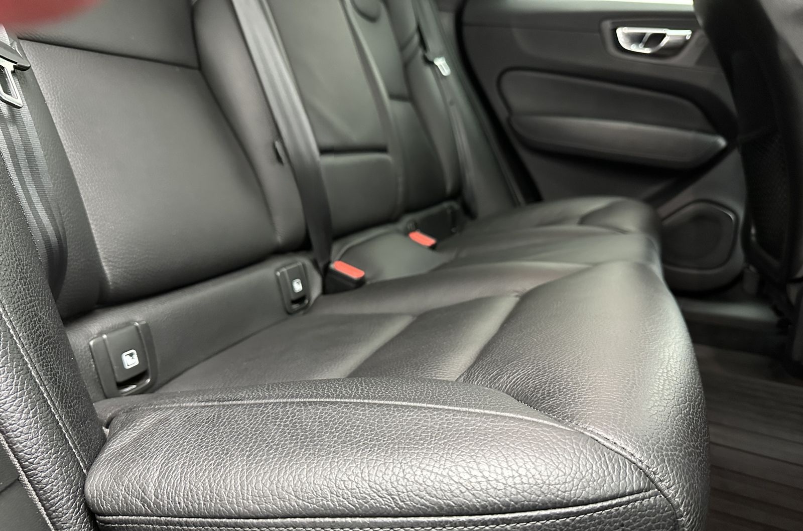 Volvo XC60 Inscription 2WD "1 HAND-NAVI-LEDER-SITZH" foto 23