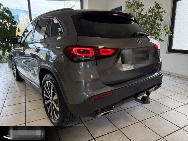 Mercedes-Benz GLA 200 d Progressive/Navi/Distronic/Autom./AHK foto 3