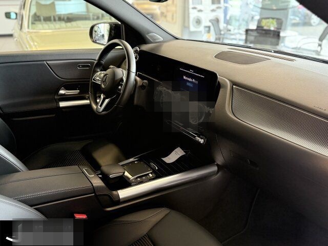 Mercedes-Benz GLA 200 d Progressive/Navi/Distronic/Autom./AHK foto 6