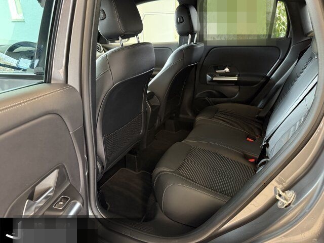 Mercedes-Benz GLA 200 d Progressive/Navi/Distronic/Autom./AHK foto 9