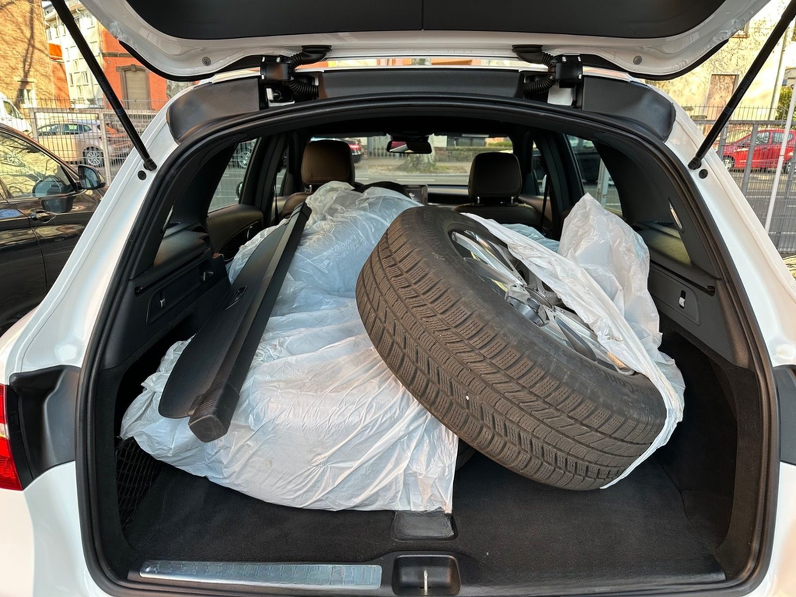 Mercedes-Benz GLC 250 4Matic AMG Line LED/Leder/Kamera foto 7