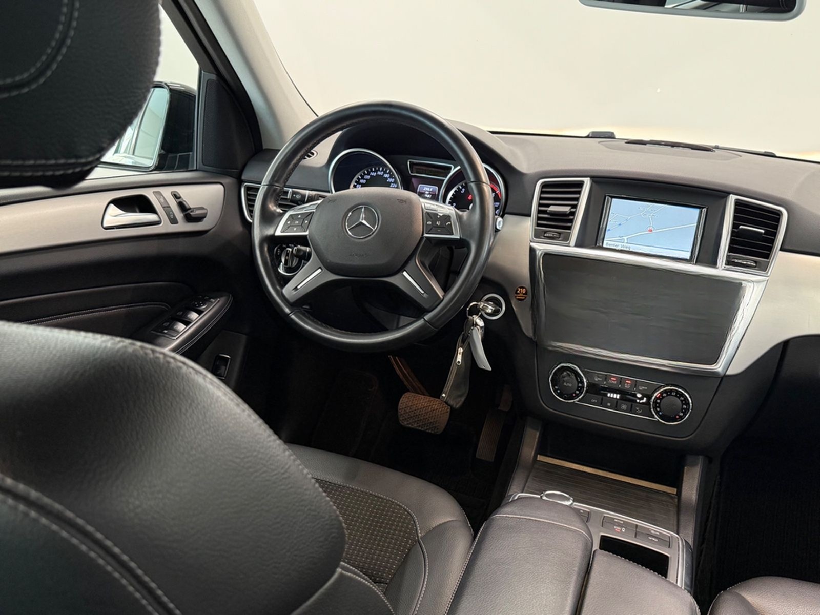 Mercedes-Benz ML 350 CDI BlueTec 1 HAND AHK 3,5t foto 11