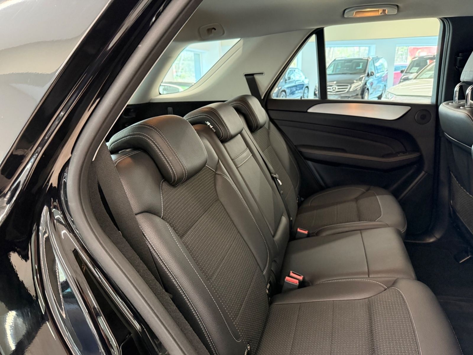 Mercedes-Benz ML 350 CDI BlueTec 1 HAND AHK 3,5t foto 17