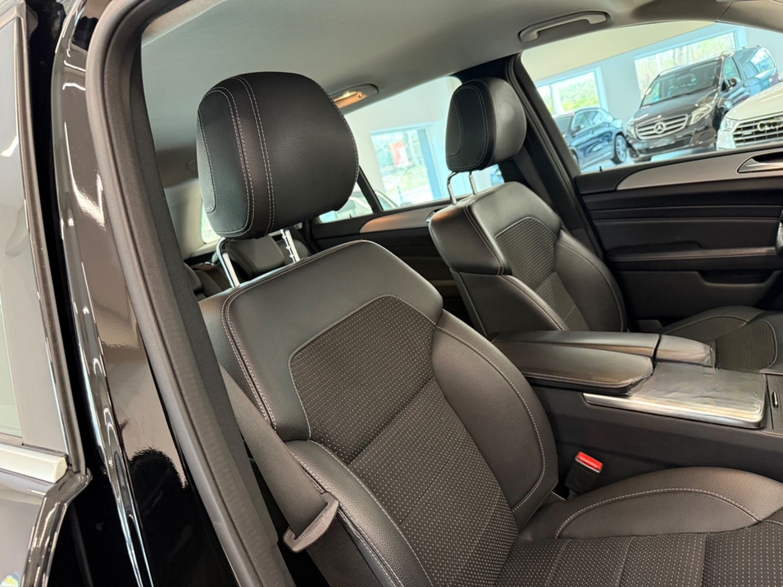 Mercedes-Benz ML 350 CDI BlueTec 1 HAND AHK 3,5t foto 18