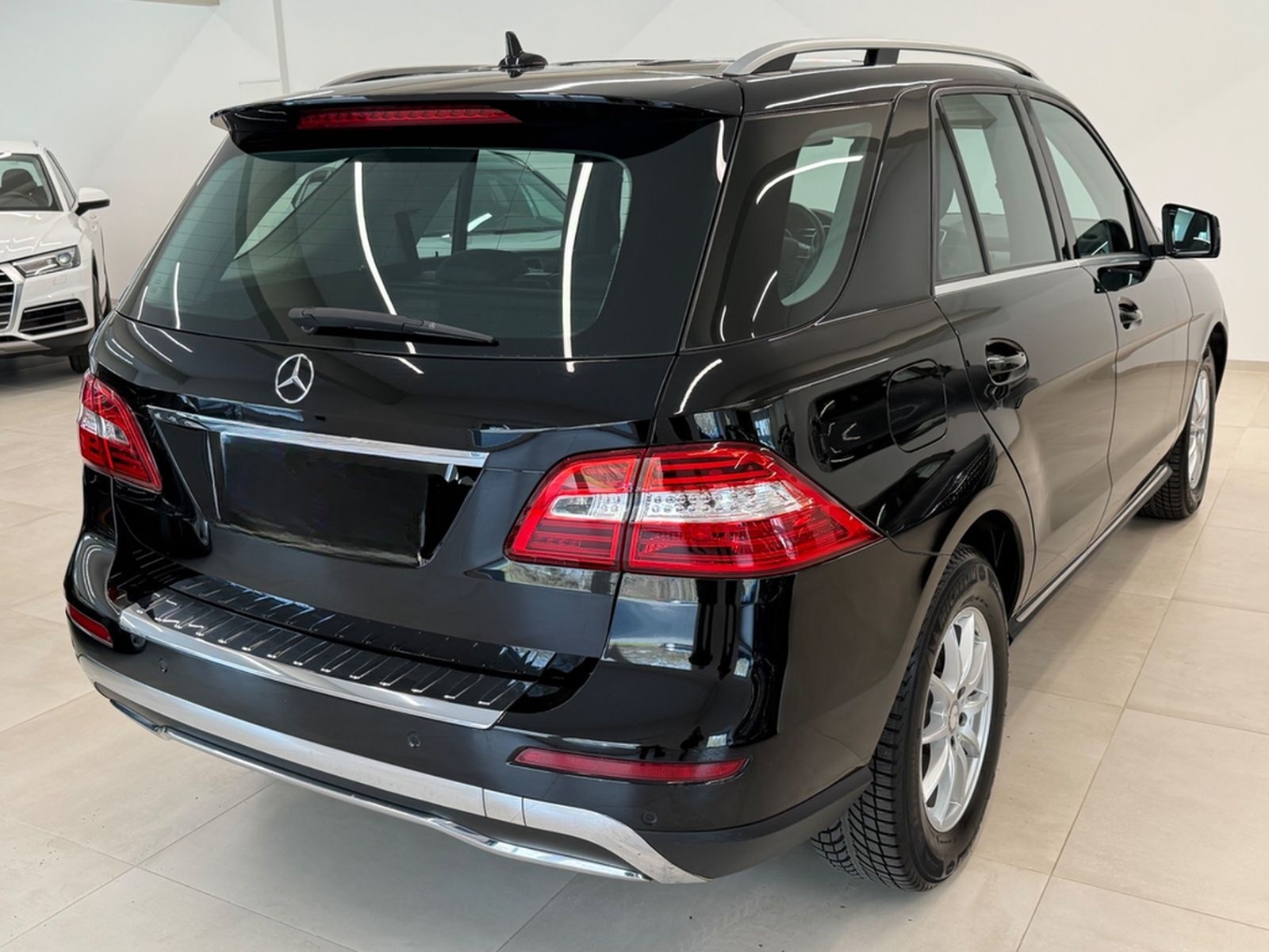 Mercedes-Benz ML 350 CDI BlueTec 1 HAND AHK 3,5t foto 6