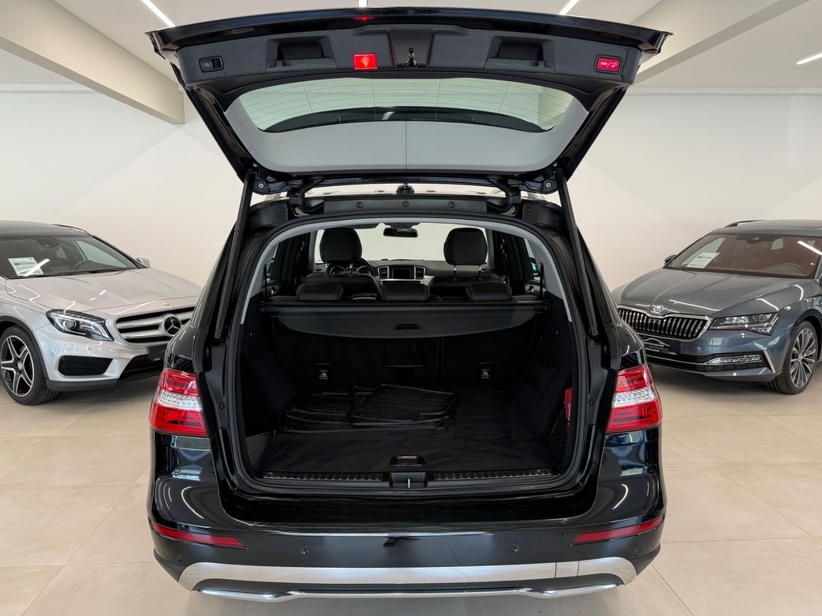 Mercedes-Benz ML 350 CDI BlueTec 1 HAND AHK 3,5t foto 8