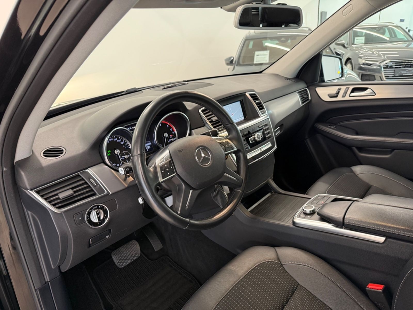 Mercedes-Benz ML 350 CDI BlueTec 1 HAND AHK 3,5t foto 10