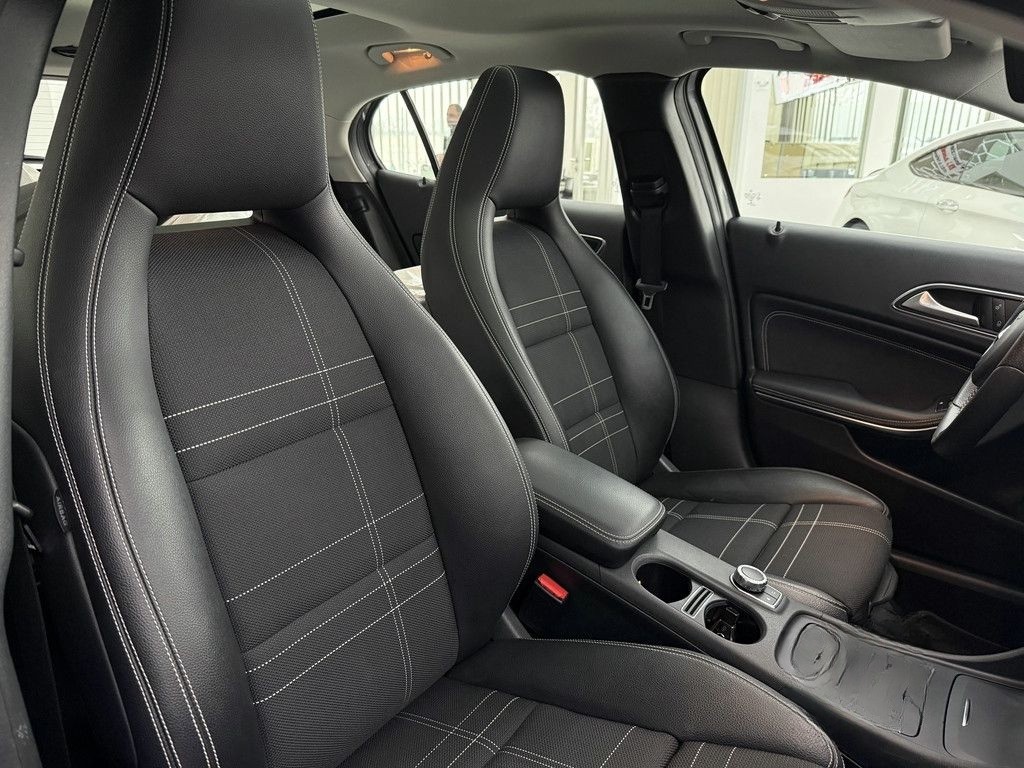 Mercedes-Benz GLA 220 d 4Matic Urban, 7G, Pano, Leder, Navi foto 15