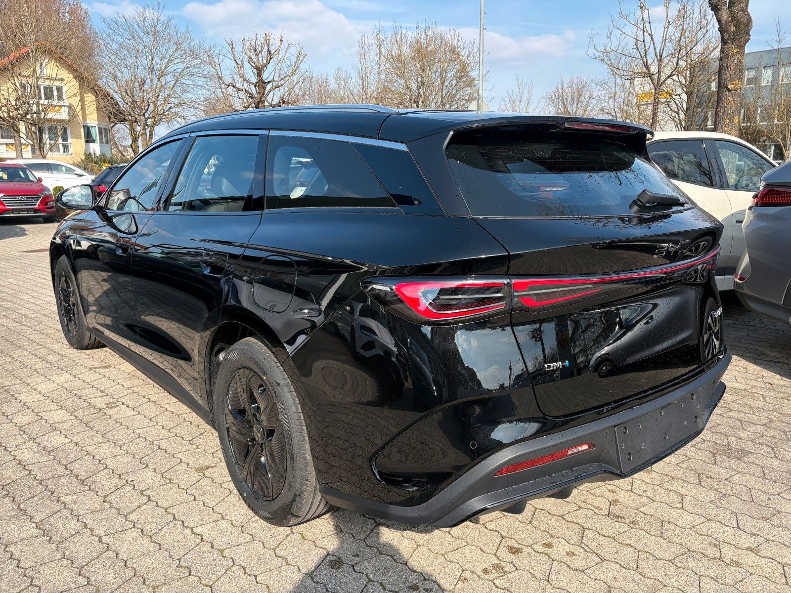 BYD SEAL 6 135 kW 1.5 PHEV DM-i Boost foto 4