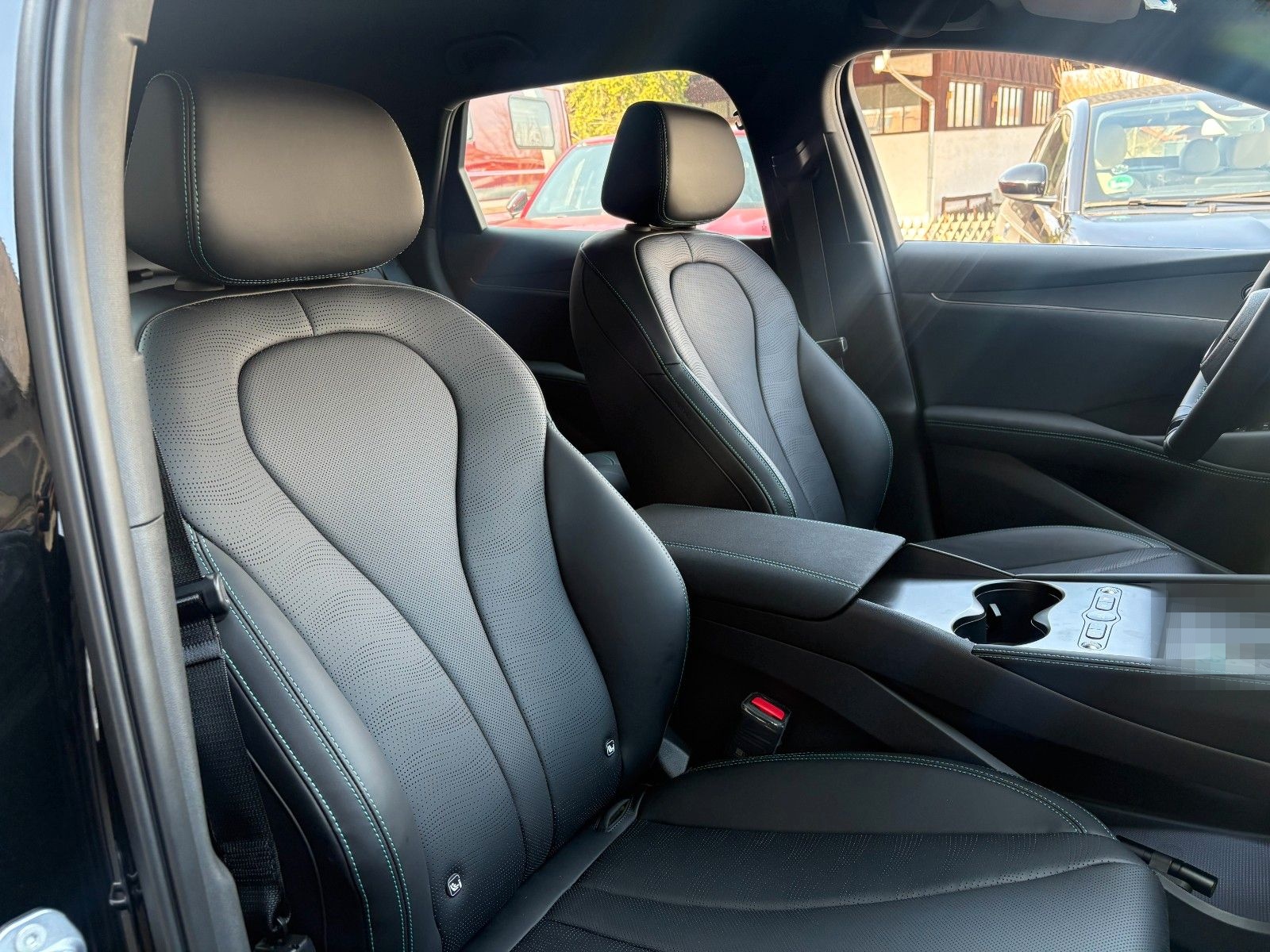 BYD SEAL 6 135 kW 1.5 PHEV DM-i Boost foto 10