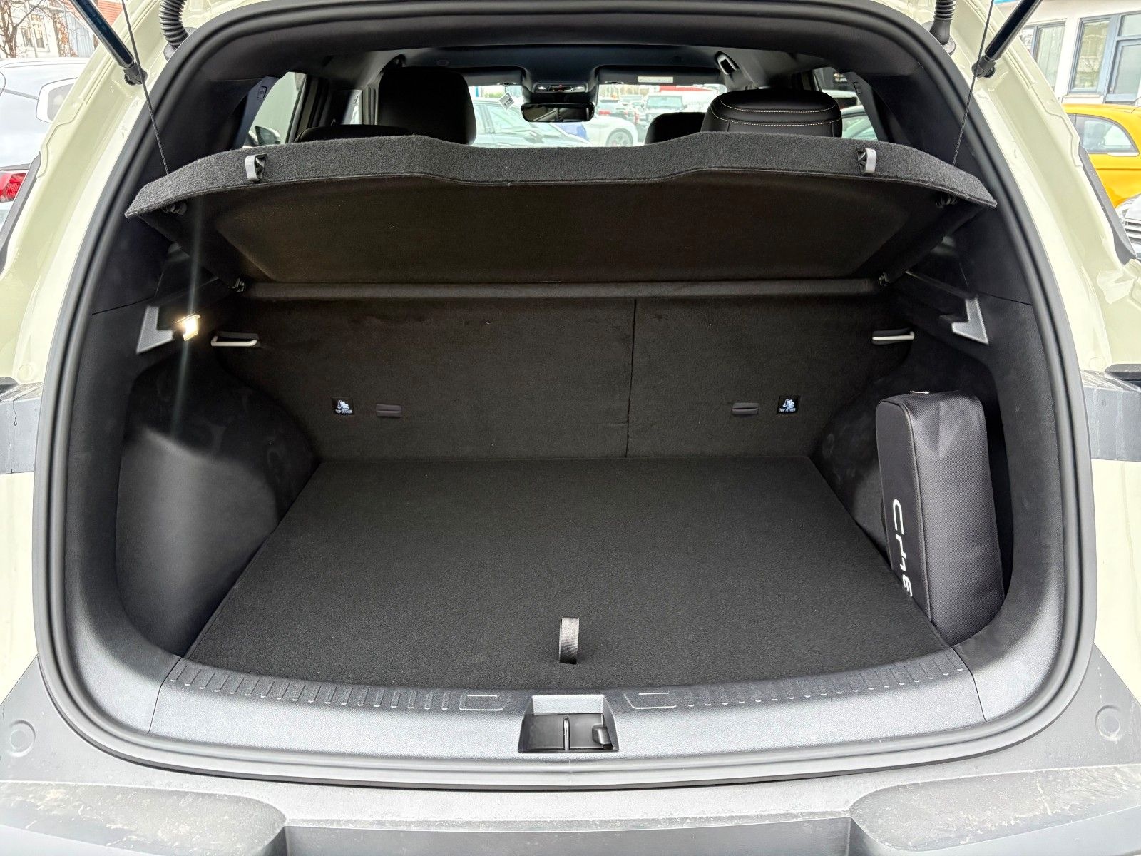 BYD ATTO 2 64,8kWh Batt. Comfort foto 18