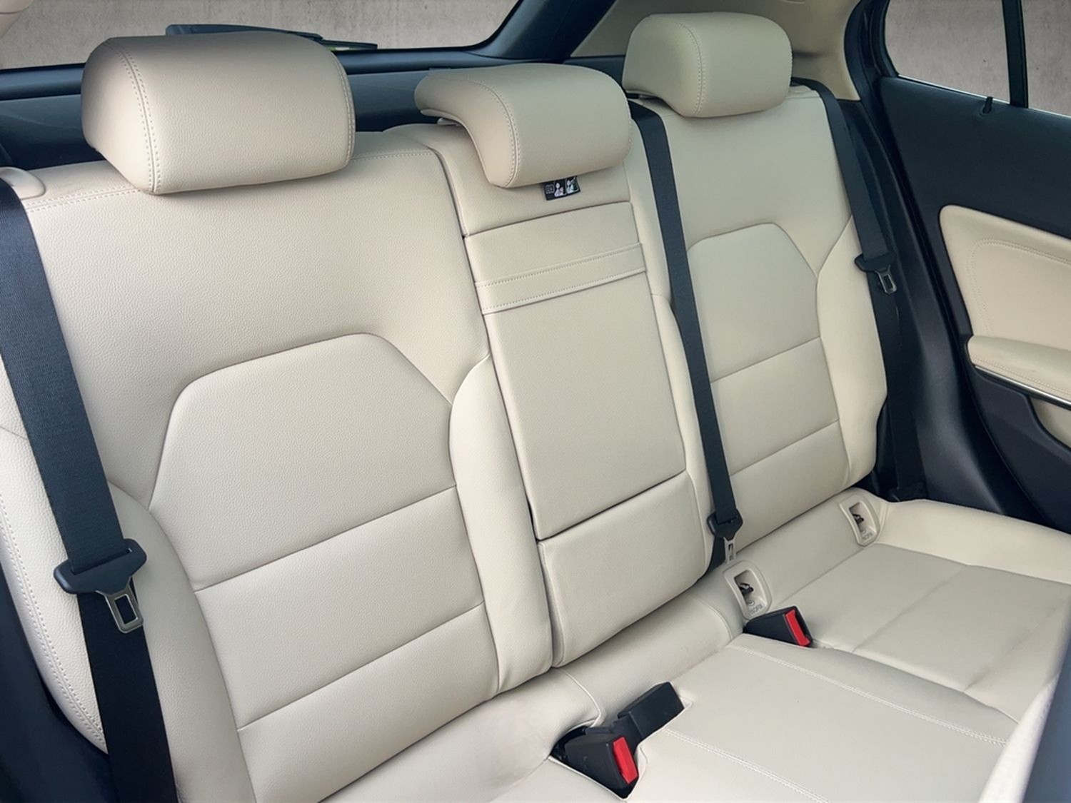Mercedes-Benz GLA 250 Style°Xenon°ILS°Distronic°Pano°Leder°Kam foto 11