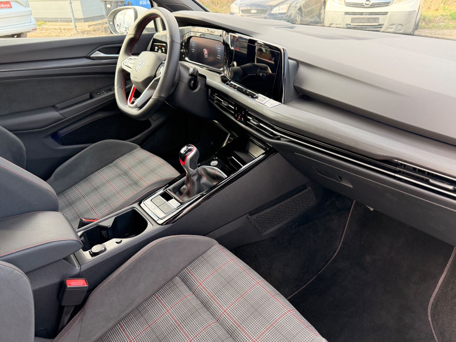 Volkswagen Golf VIII Lim. GTI AAC SHZ NAVI PDC V+H LED foto 19