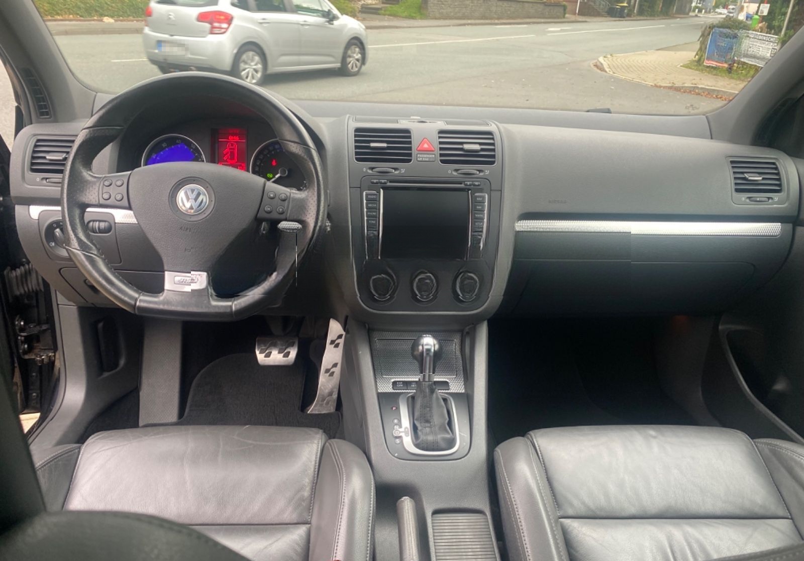 Volkswagen Golf V Lim. R32 Automatik,Leder,SCH,Navi,PDC foto 11