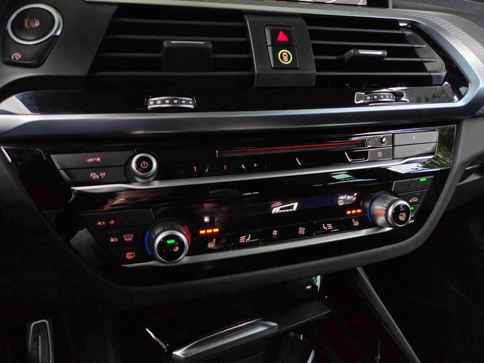 BMW X3 M40d AHK xDrive LED NAV PDC SHZ foto 22