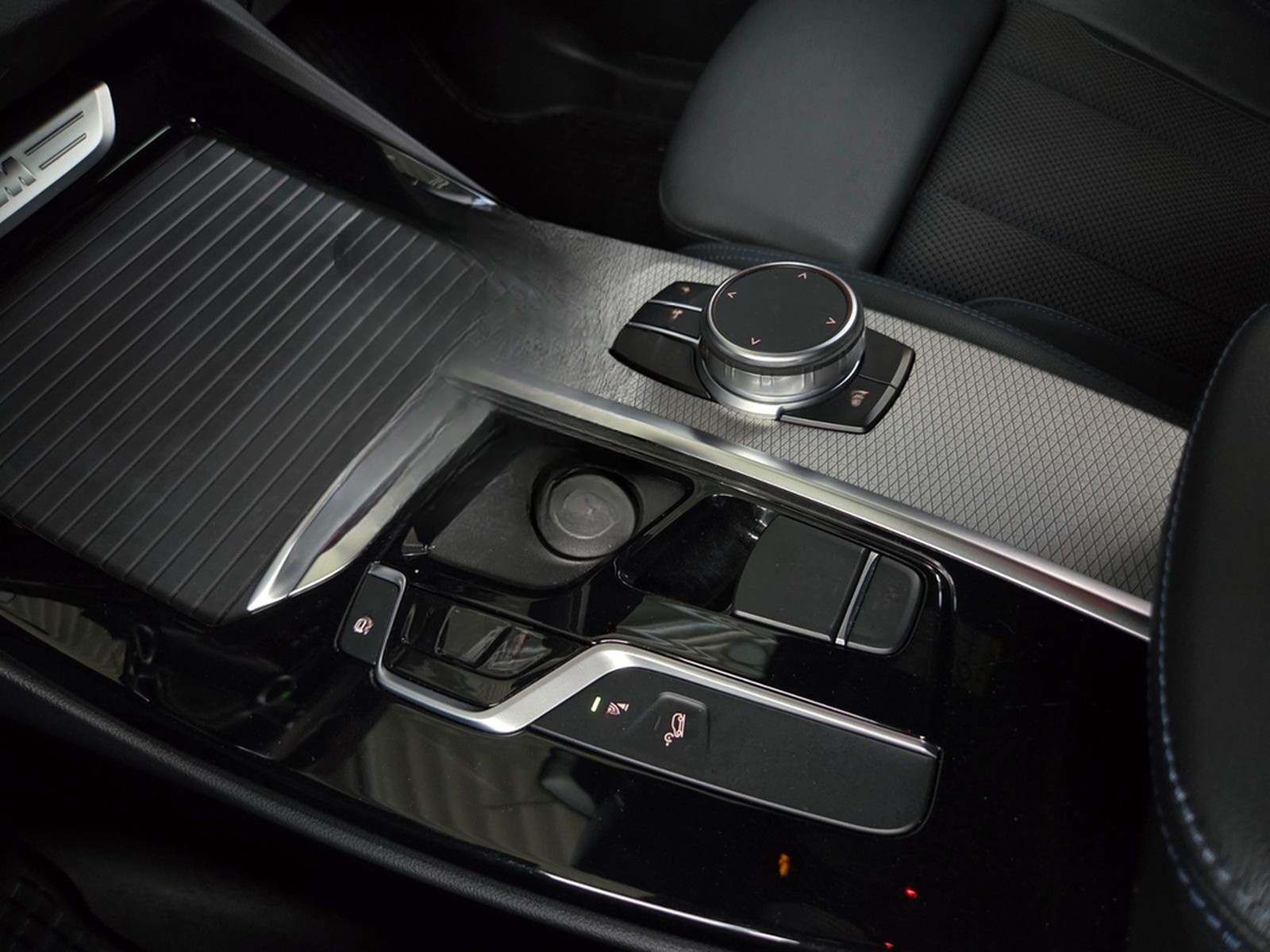 BMW X3 M40d AHK xDrive LED NAV PDC SHZ foto 24
