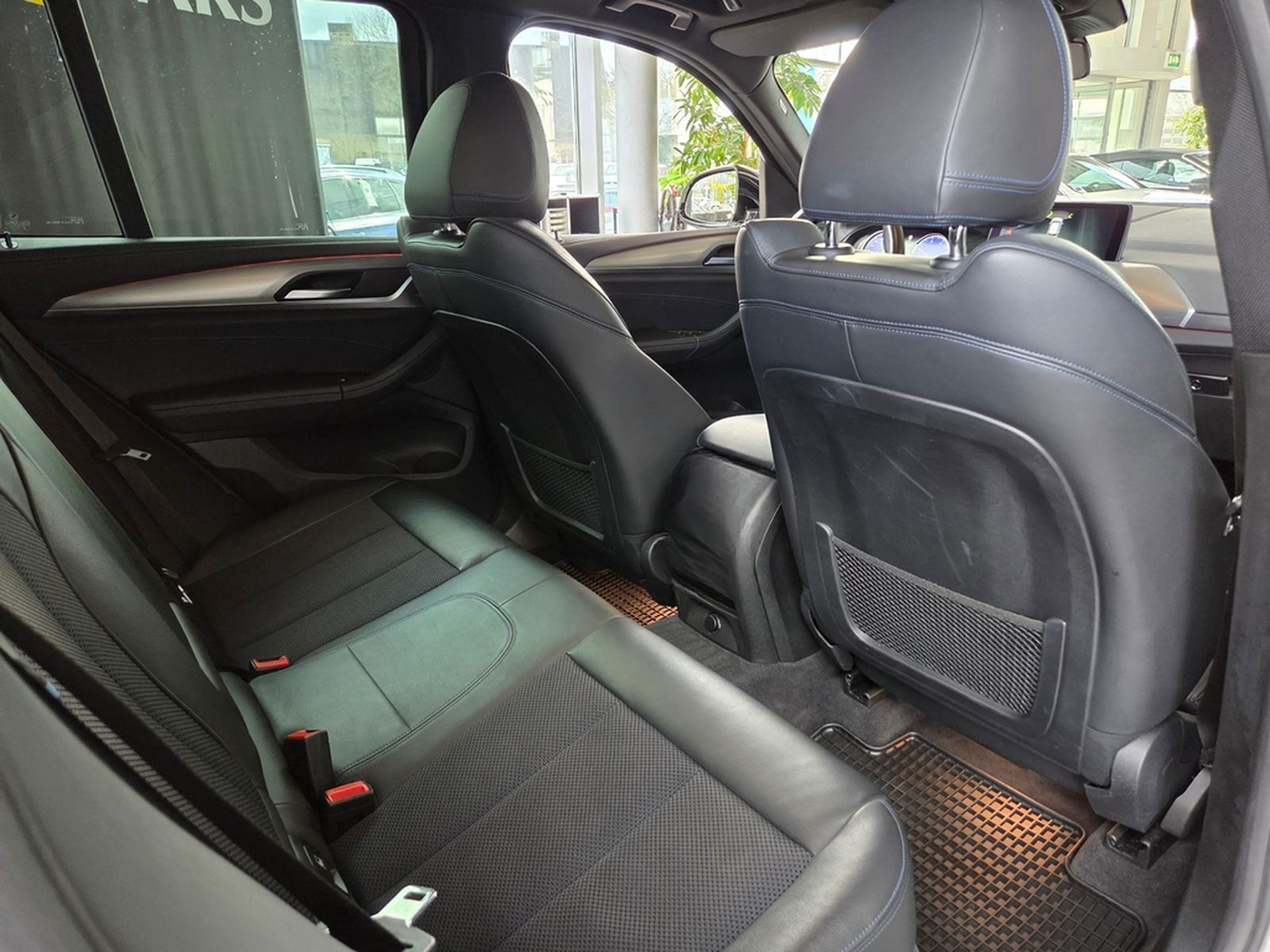 BMW X3 M40d AHK xDrive LED NAV PDC SHZ foto 28