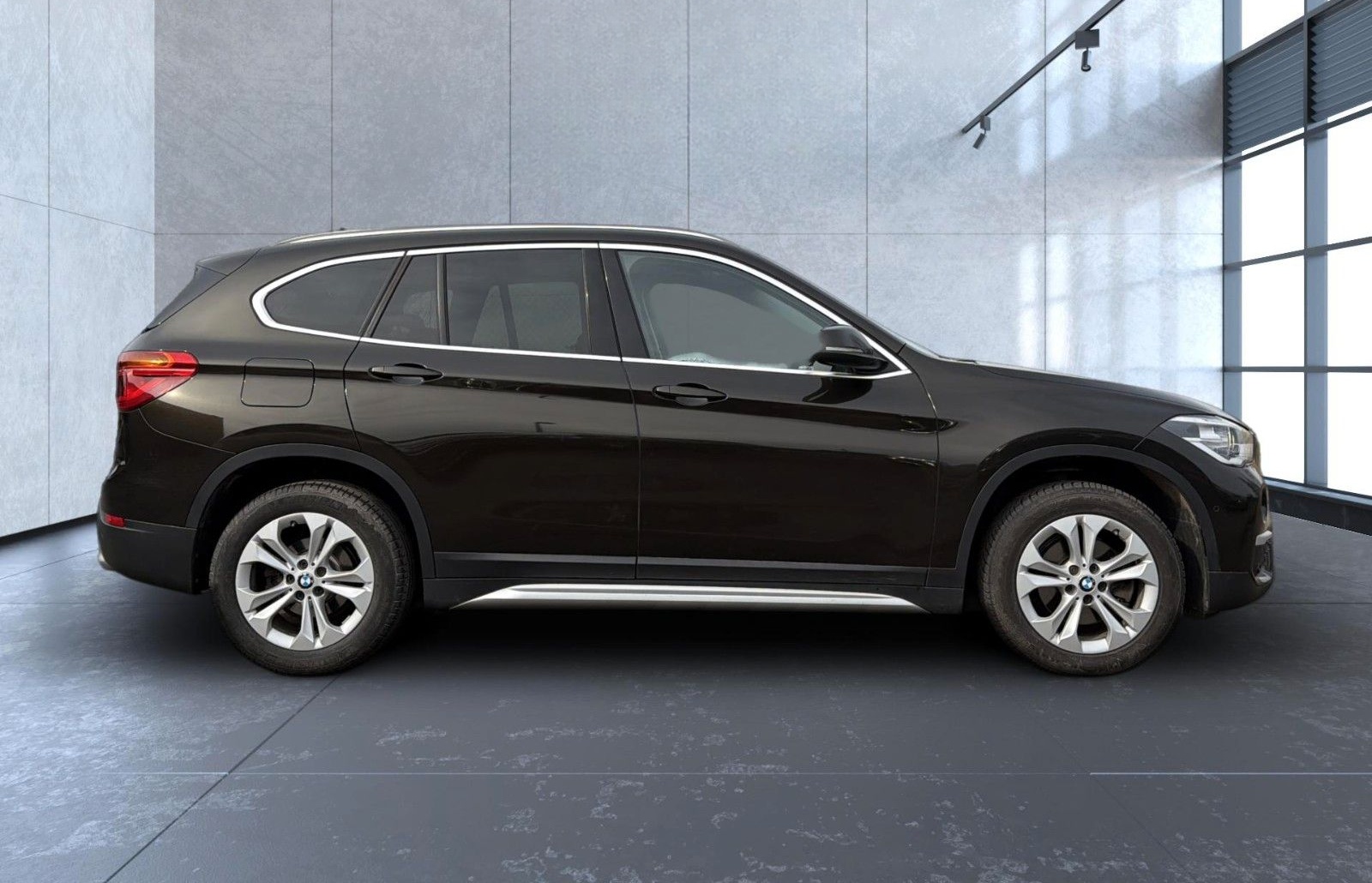 BMW X1 xDrive 18 d xLine Automatik*LED*Navi*ACC*Spur foto 8