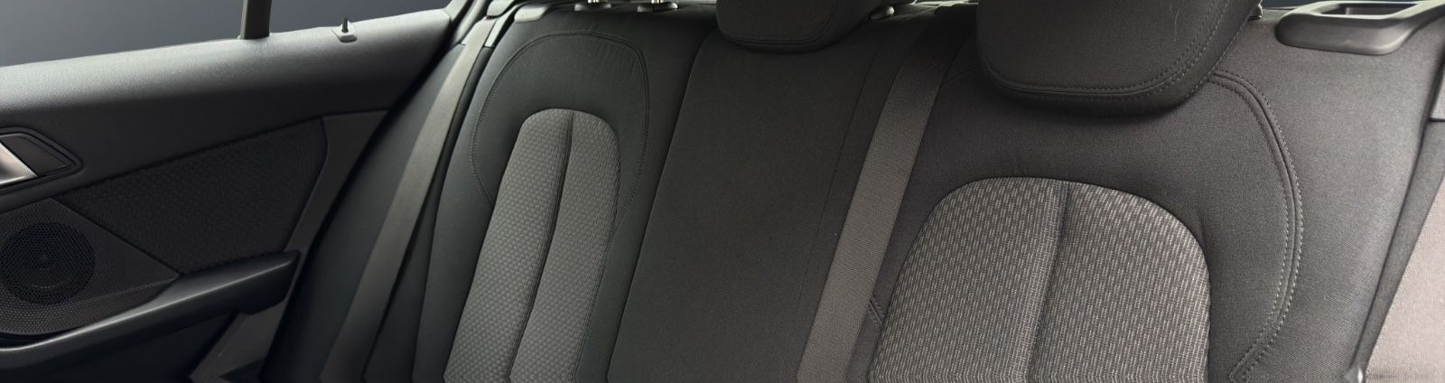 BMW 118i  Limousine Automatik  Advantage foto 14