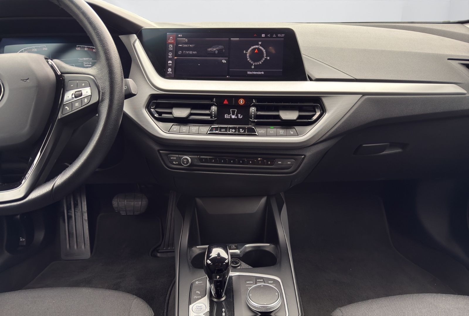 BMW 118i  Limousine Automatik  Advantage foto 16