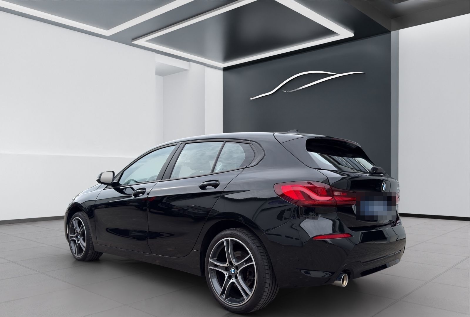 BMW 118i  Limousine Automatik  Advantage foto 3