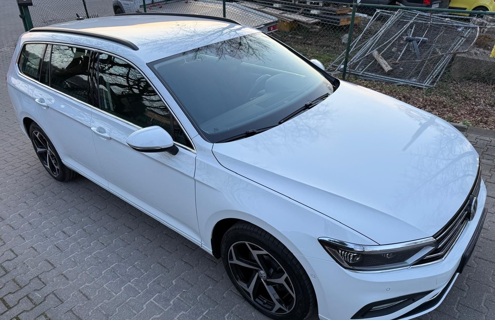 Volkswagen Passat Variant 2.0 TSI OPF 140kW DSG Busines... foto 2