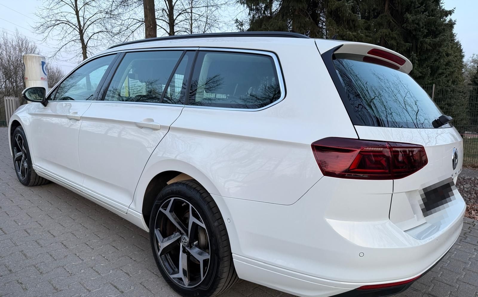 Volkswagen Passat Variant 2.0 TSI OPF 140kW DSG Busines... foto 4