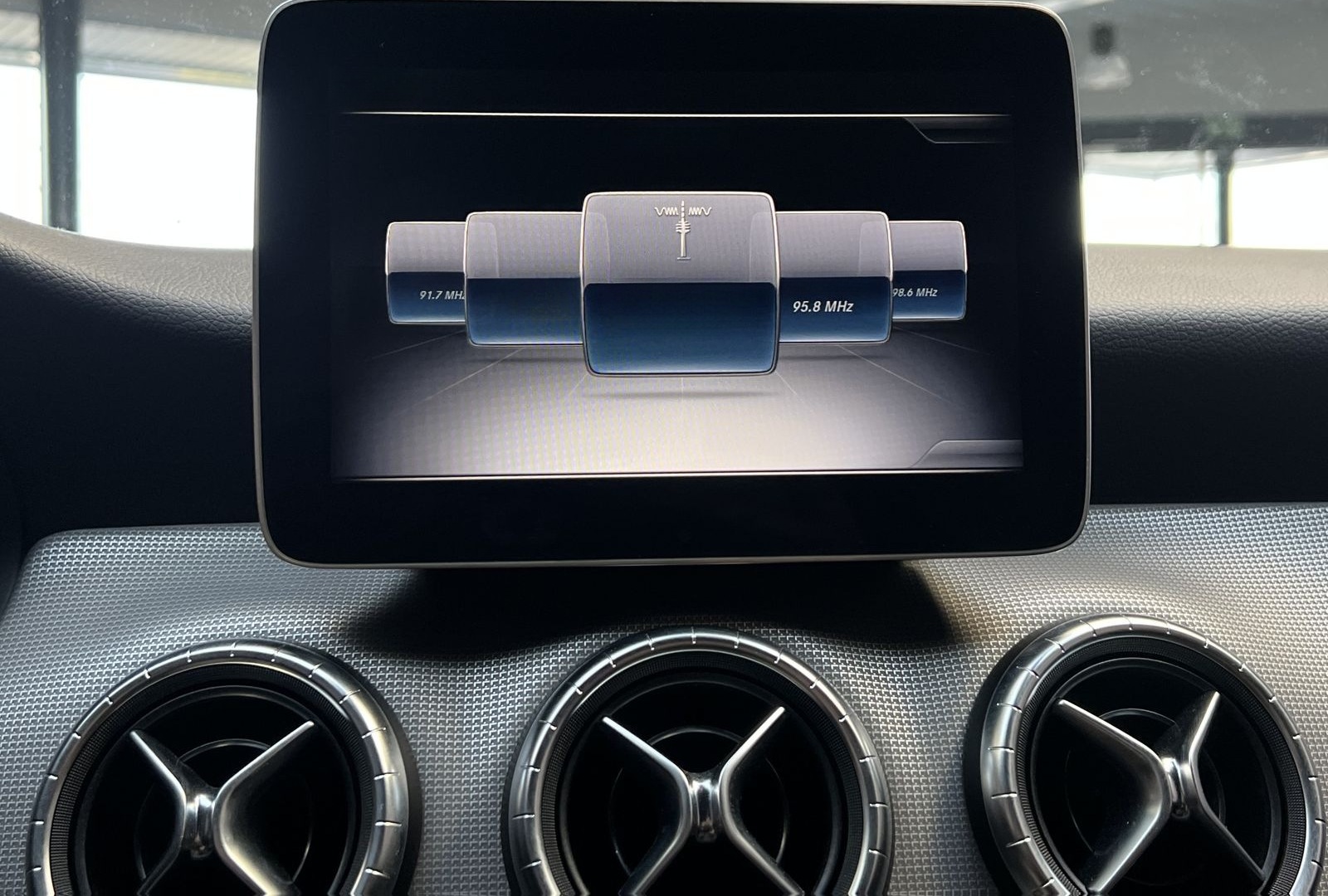 Mercedes-Benz CLA CLA 200 SPB Aut Urban Navi LED-Xen PDC foto 22